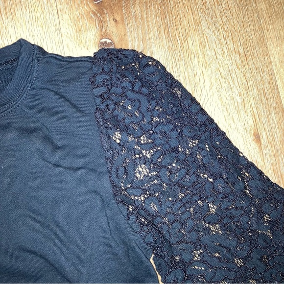 1. State Women’s Classic Black Cotton Top with Lace Sleeves | Size Medium - Picture 4 of 9